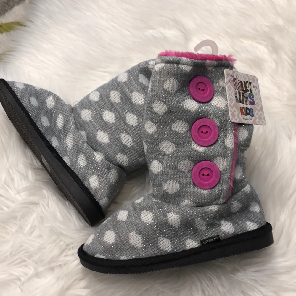 Girls Muk Luks boots